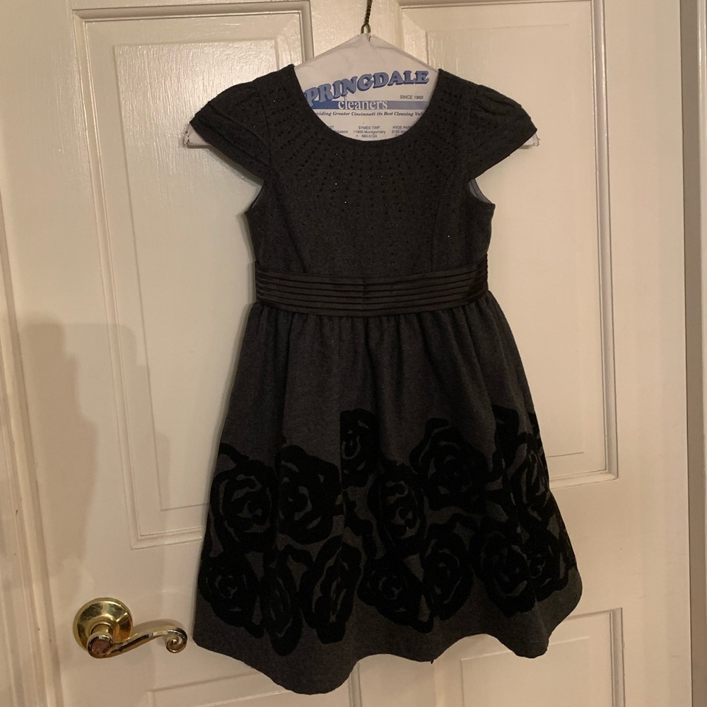 Girls Gray wool dress with beautiful details